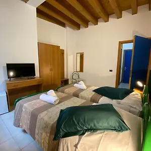 Casa Santa Caterina E Sant Antonio Gasthof Padua