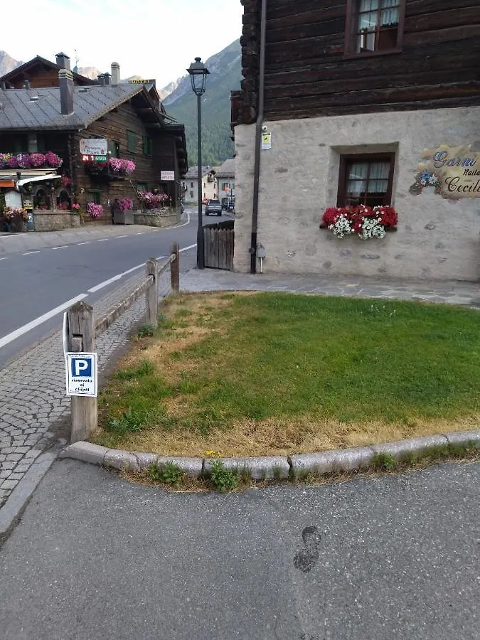 Garni Baita Cecilia Livigno Bed & Breakfast