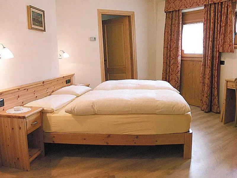 Garni Baita Cecilia Bed & Breakfast Livigno 3*,